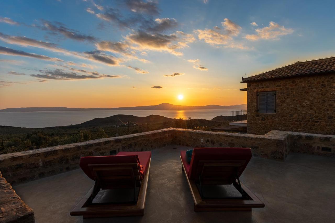Zen Rocks Resort Kalianeika ภายนอก รูปภาพ