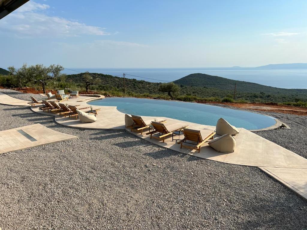 Zen Rocks Resort Kalianeika ภายนอก รูปภาพ