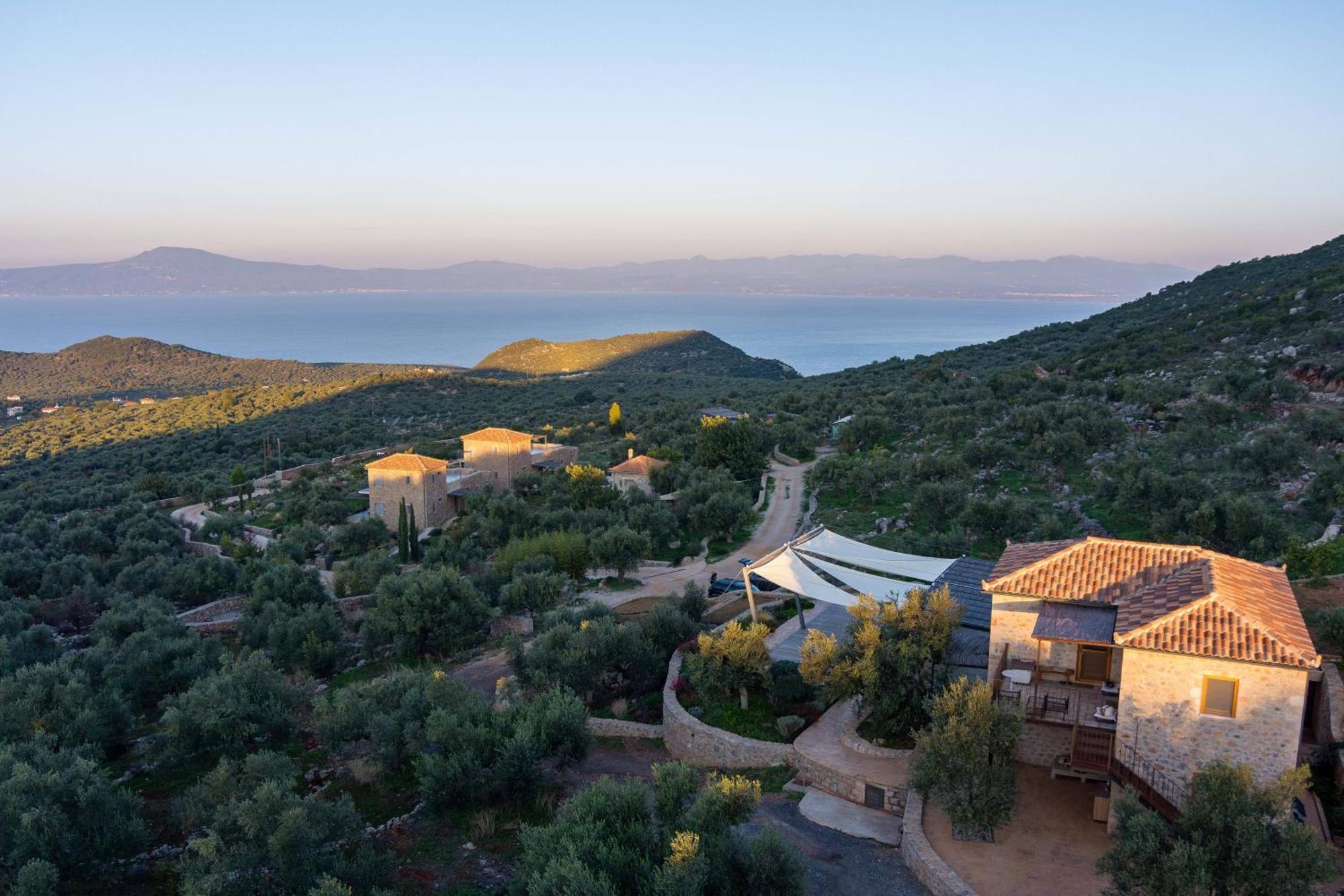 Zen Rocks Resort Kalianeika ภายนอก รูปภาพ